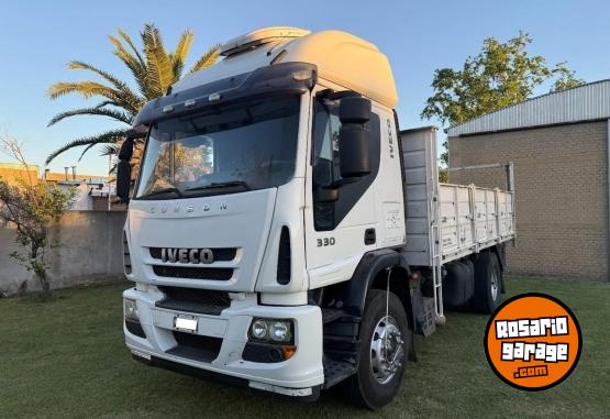 Camiones y Gr�as - IVECO CURSOR 330 � MODELO 2013 - En Venta