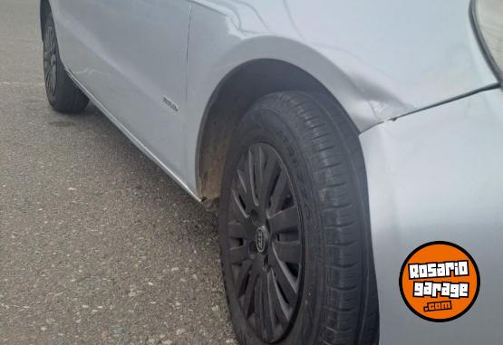 Autos - Volkswagen Gol trend 2012 Nafta 198000Km - En Venta