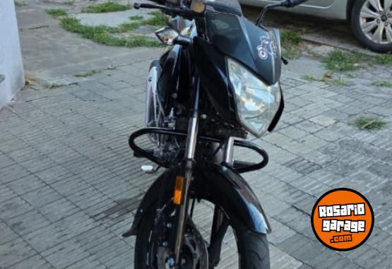 Motos - Bajaj Rouser 2017 Nafta 1Km - En Venta