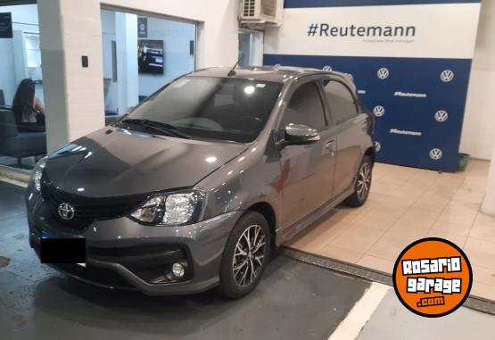 Autos - Toyota ETIOS 1.5 5P XLS 2023 Nafta 32000Km - En Venta