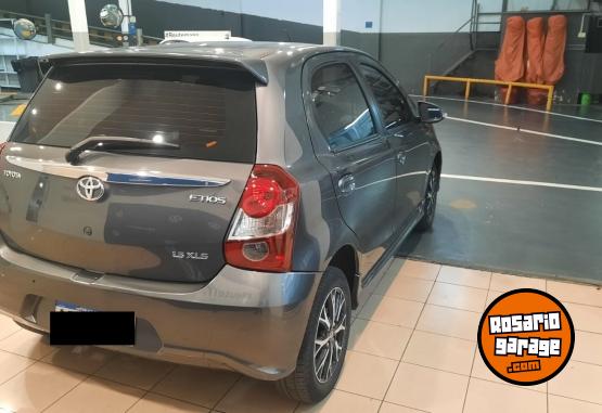 Autos - Toyota ETIOS 1.5 5P XLS 2023 Nafta 32000Km - En Venta
