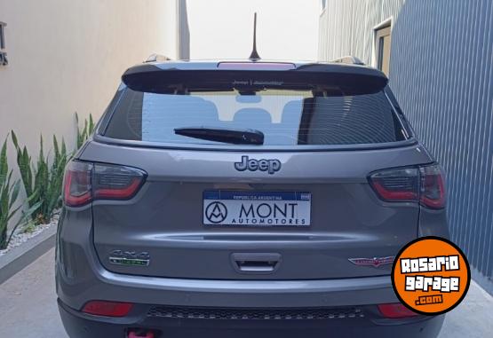 Camionetas - Jeep compass trailhawk 2021 Diesel 115000Km - En Venta