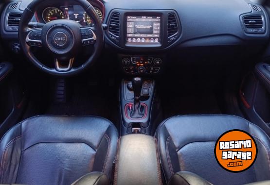 Camionetas - Jeep compass trailhawk 2021 Diesel 115000Km - En Venta
