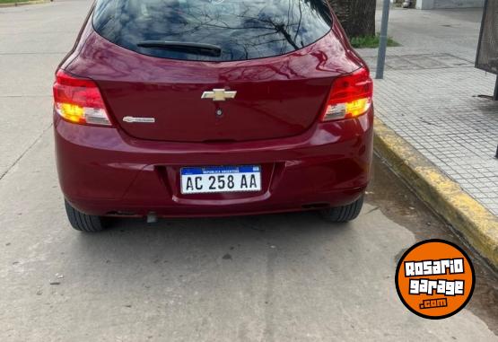 Autos - Chevrolet onix 2018 Nafta 70000Km - En Venta