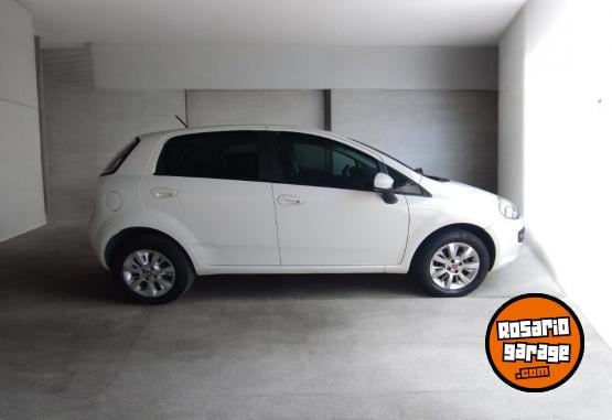Autos - Fiat 1.4 attractive 2014 Nafta 66000Km - En Venta