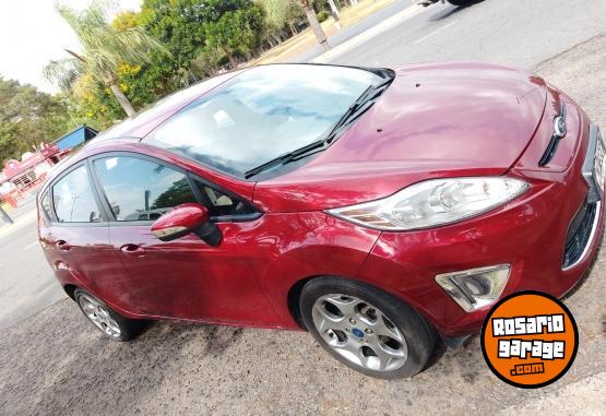 Autos - Ford Fiesta Titanium 2013 Nafta 188000Km - En Venta