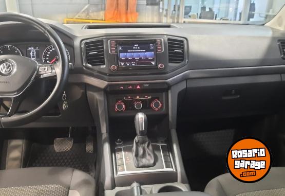 Camionetas - Volkswagen AMAROK COMFORTLINE V6 2021 Diesel 89000Km - En Venta