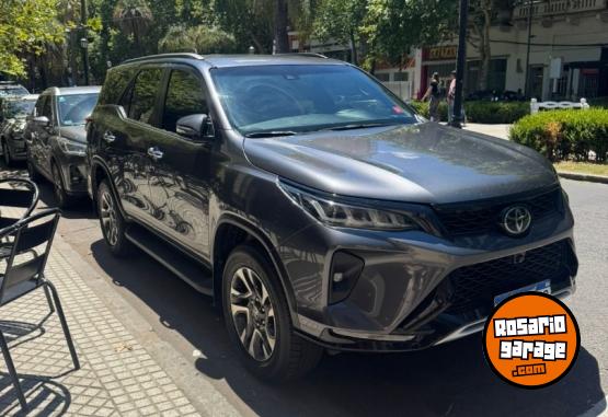 Camionetas - Toyota SW4 DIAMOND II 2.8 TDI AT 2022 Diesel 73000Km - En Venta