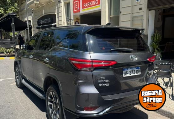 Camionetas - Toyota SW4 DIAMOND II 2.8 TDI AT 2022 Diesel 73000Km - En Venta