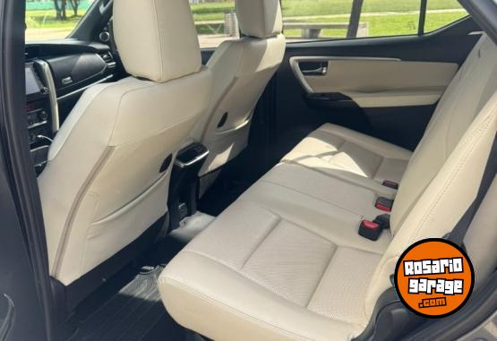 Camionetas - Toyota SW4 DIAMOND II 2.8 TDI AT 2022 Diesel 73000Km - En Venta