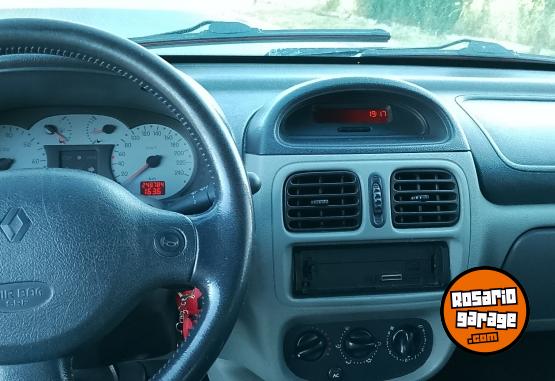 Autos - Renault Clio 2 privilege 1.6 16v 2003 Nafta 249000Km - En Venta