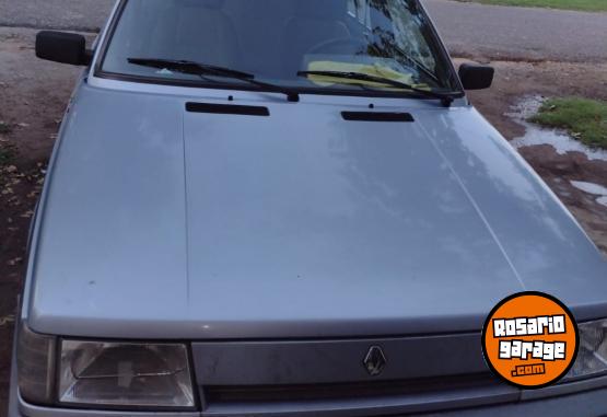 Autos - Renault 9 gtl 1994 Nafta 140000Km - En Venta