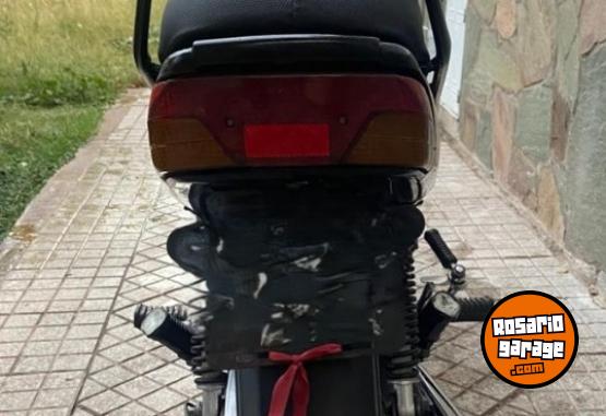 Motos - Yamaha Crypton T 105 2009 Nafta 50000Km - En Venta