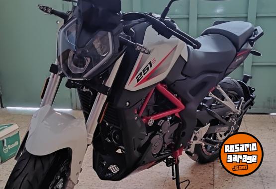Motos - Benelli 251s 2024 Nafta 900Km - En Venta