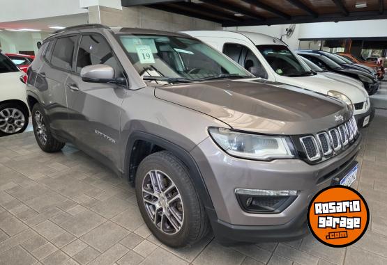 Camionetas - Jeep Compass sport 2019 Nafta 146000Km - En Venta