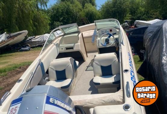 Embarcaciones - Lancha Delfin Carubia 5,20.mts , motor Evinrude 85 - En Venta