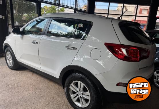 Camionetas - Kia Sportage 2013 Nafta 180000Km - En Venta