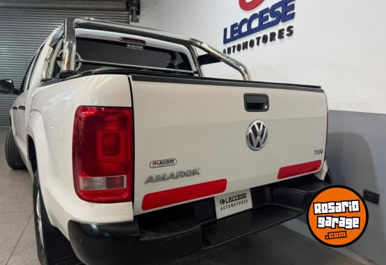 Camionetas - Volkswagen Amarok starline 2015 Diesel 165000Km - En Venta
