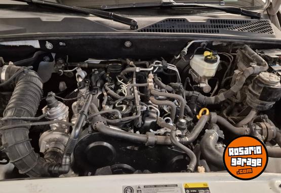 Camionetas - Volkswagen Amarok starline 2015 Diesel 165000Km - En Venta