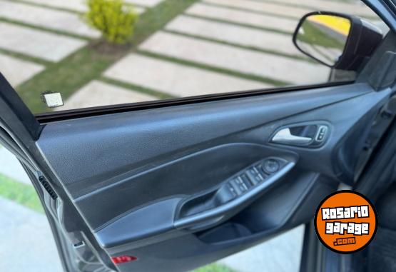 Autos - Ford Focus Se 2016 Nafta 150000Km - En Venta