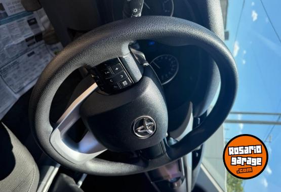 Camionetas - Toyota Hilux 2017 Diesel 150000Km - En Venta