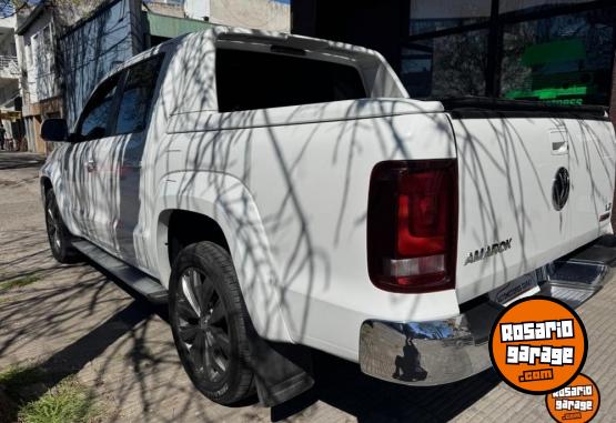 Camionetas - Volkswagen amarok 2022 Diesel 130000Km - En Venta