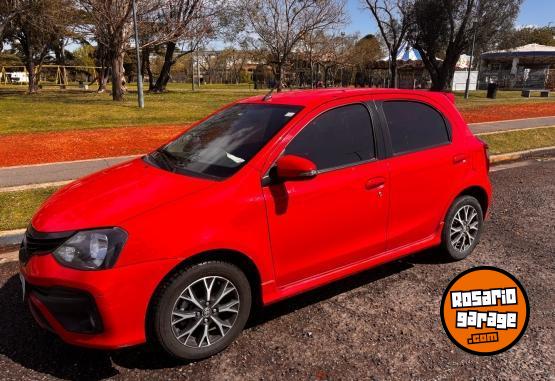 Autos - Toyota etios 1,5 XLS 2019 Nafta 67000Km - En Venta