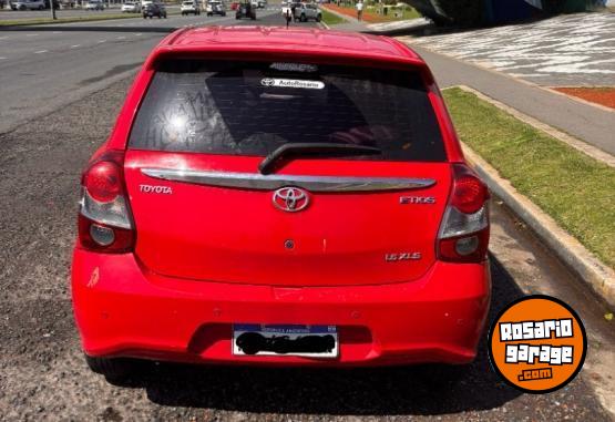 Autos - Toyota etios 1,5 XLS 2019 Nafta 67000Km - En Venta