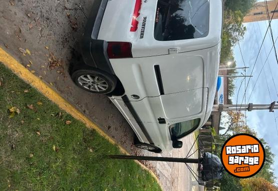 Utilitarios - Peugeot Partner 2007 Diesel 325000Km - En Venta