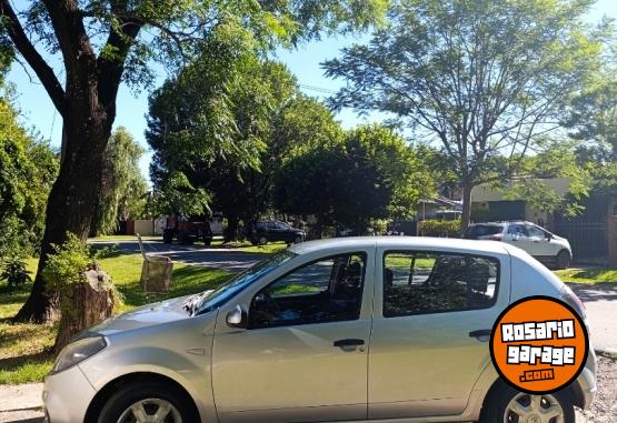 Autos - Renault Sandero Expression 2013 Nafta 135000Km - En Venta