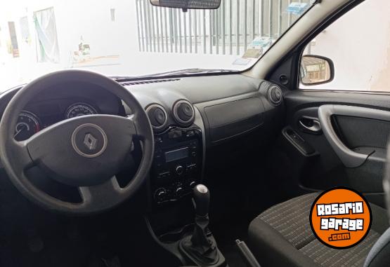 Autos - Renault Sandero Expression 2013 Nafta 135000Km - En Venta