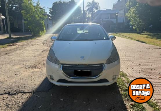 Autos - Peugeot 208 FELINE PACK CUIR 2014 Nafta 138300Km - En Venta