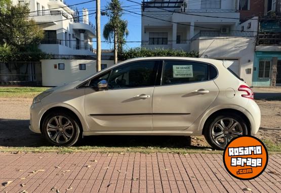 Autos - Peugeot 208 FELINE PACK CUIR 2014 Nafta 138300Km - En Venta