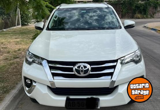Camionetas - Toyota SW4 SRX 2019 Diesel 78400Km - En Venta