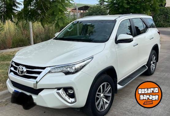 Camionetas - Toyota SW4 SRX 2019 Diesel 78400Km - En Venta