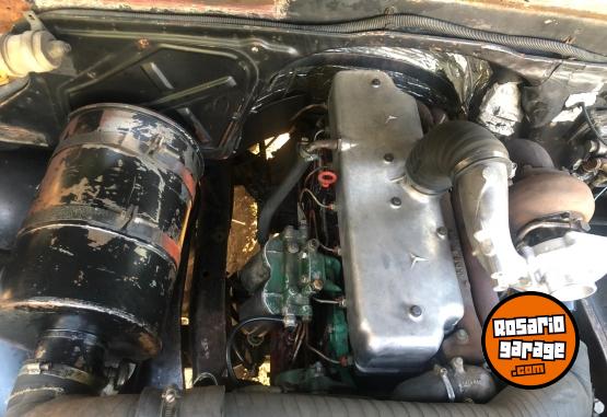 Camiones y Gr�as - CAMI�N VOLCADOR CHEVROLET C70 MEC�NICA MERCEDES 1518 - En Venta