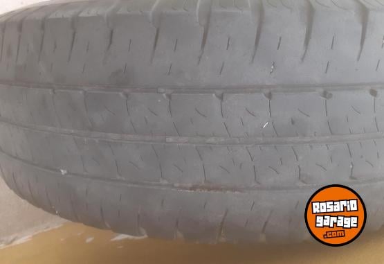 Accesorios para Autos - Vendo cubiertas 225 75 16 muy buenas - En Venta