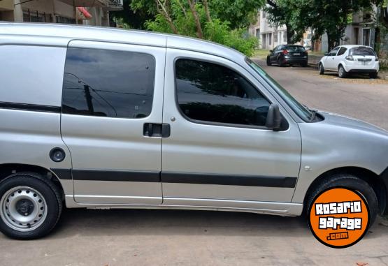 Utilitarios - Citroen BERLINGO 2017 Diesel 150000Km - En Venta
