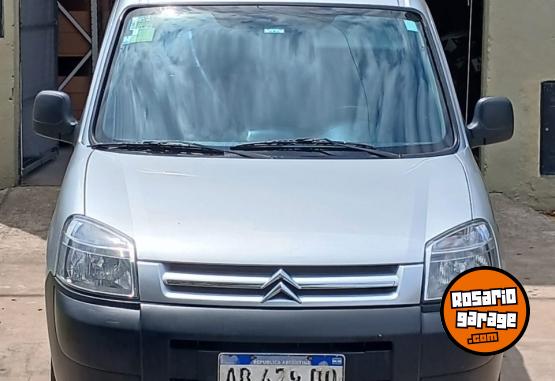 Utilitarios - Citroen BERLINGO 2017 Diesel 150000Km - En Venta