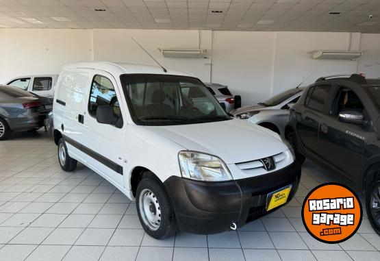 Utilitarios - Peugeot Partner Furgon 2017 Diesel 150000Km - En Venta