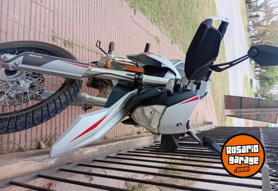Motos - Motomel Skua Silver 2025 Nafta 45000Km - En Venta