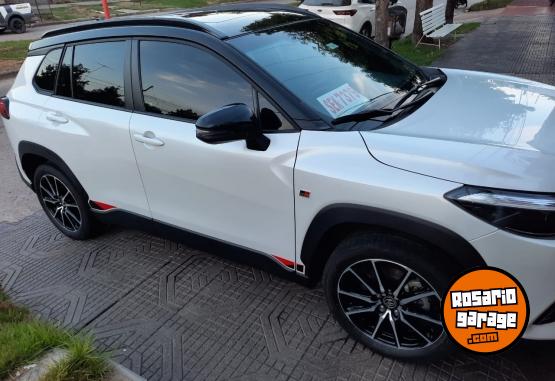Autos - Toyota COROLLA CROSS GR 2023 Nafta 45000Km - En Venta
