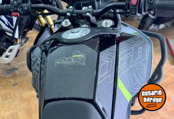 Motos - CF MT 450CC 2025 Nafta 6000Km - En Venta