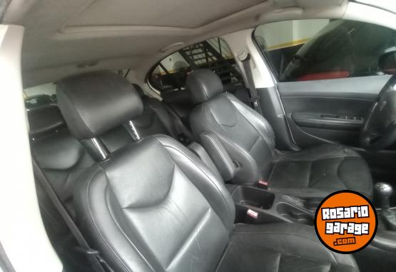 Autos - Peugeot 408 Felini HDI 2012 Nafta 150000Km - En Venta