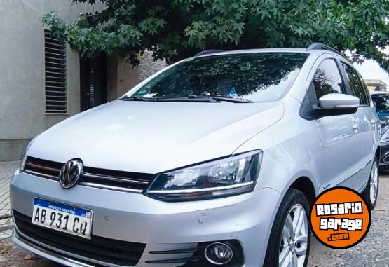 Autos - Volkswagen Suran highline 1.6 2017 Nafta 103000Km - En Venta