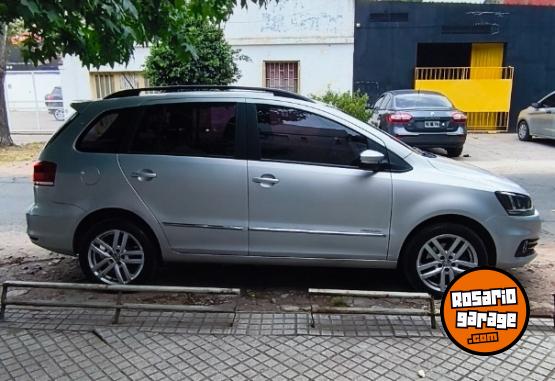 Autos - Volkswagen Suran highline 1.6 2017 Nafta 103000Km - En Venta