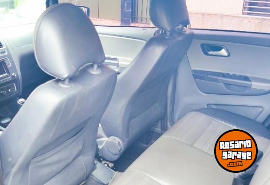 Autos - Volkswagen Suran highline 1.6 2017 Nafta 103000Km - En Venta