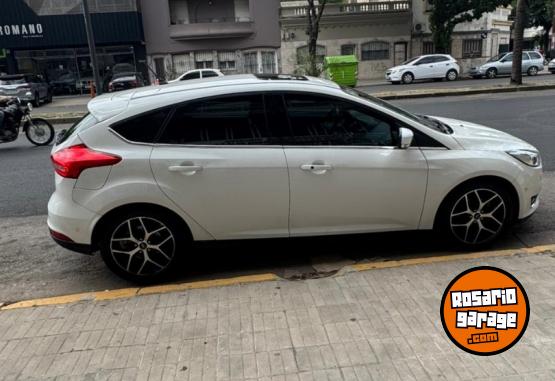 Autos - Ford Focus 2017 Nafta 129000Km - En Venta