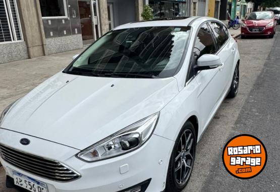 Autos - Ford Focus 2017 Nafta 129000Km - En Venta