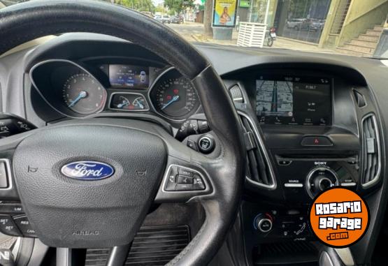 Autos - Ford Focus 2017 Nafta 129000Km - En Venta